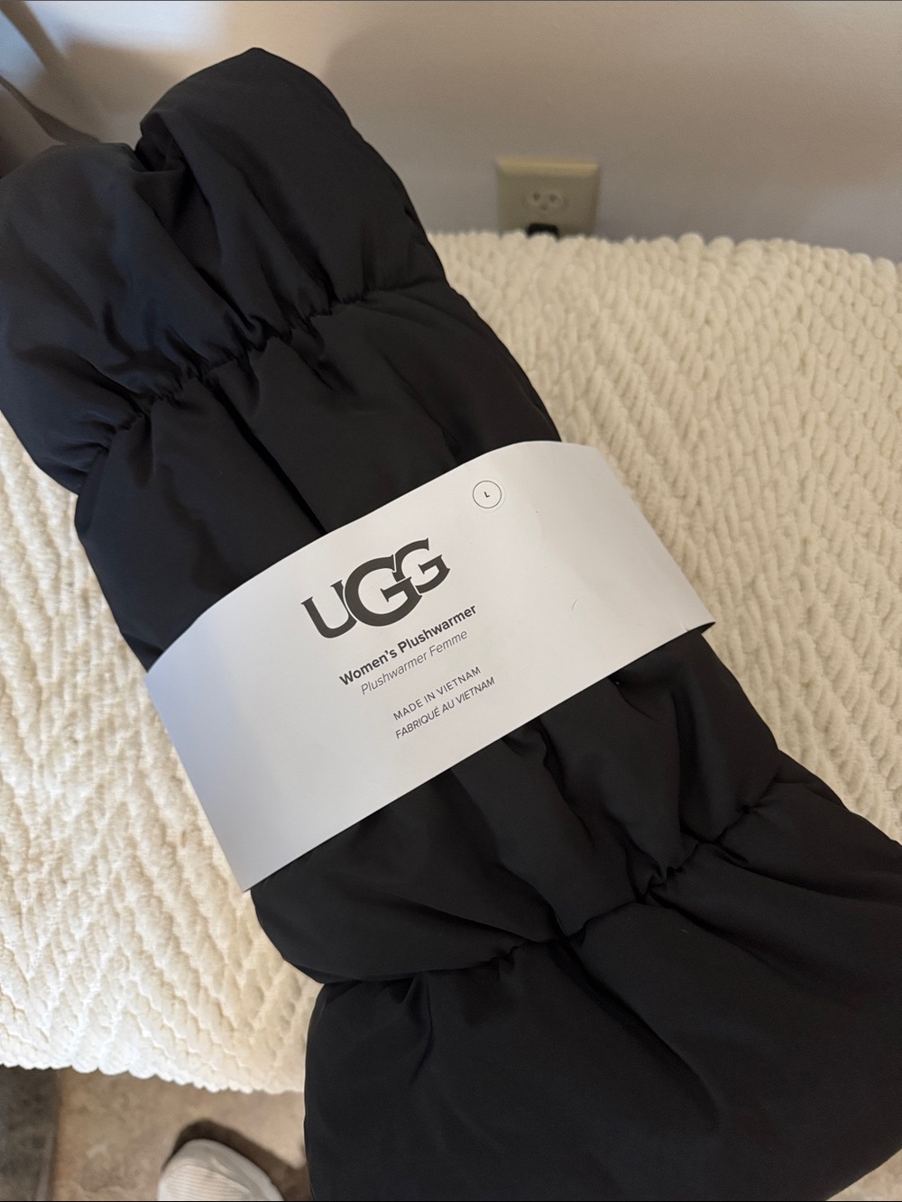 UGG Women's Plushwarmer Puffer Scarf - Black